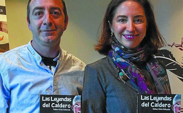 Xabier Ortiz y Elena Arzak, en la presentación de ayer. / MICHELENA